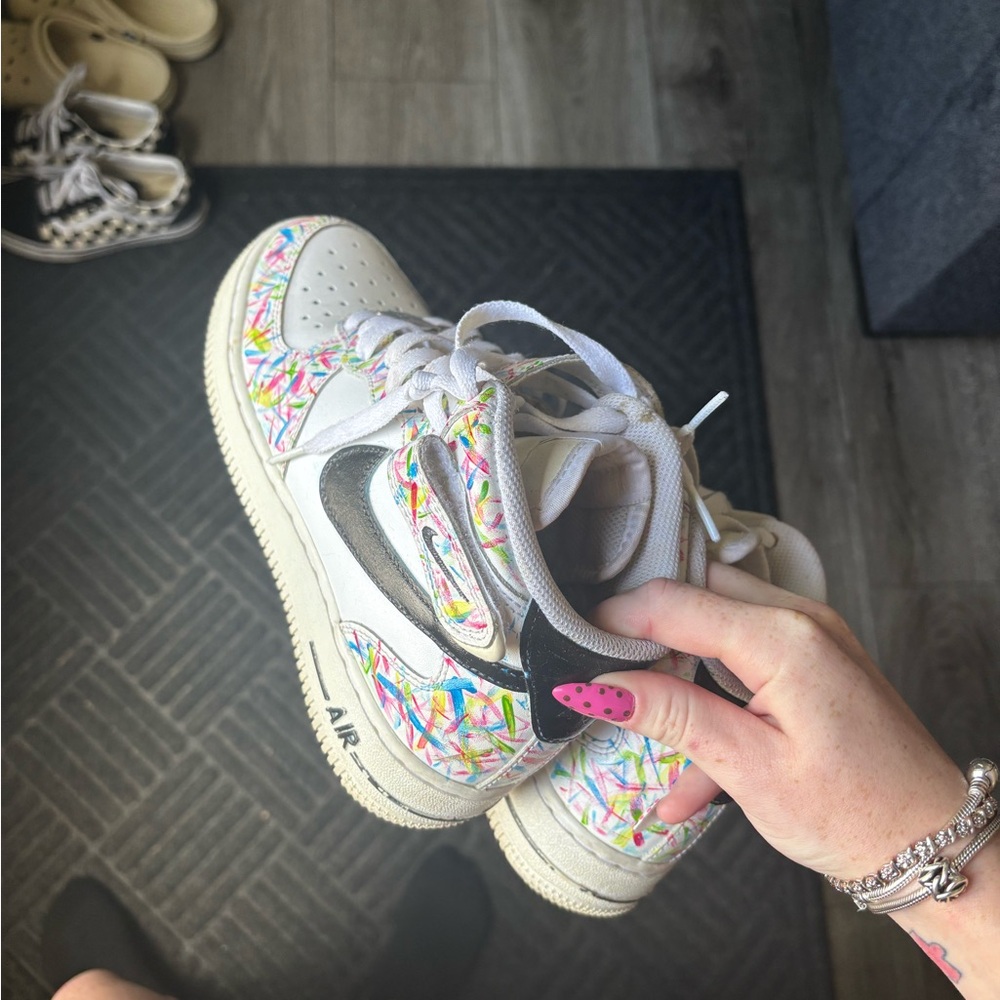 Nike White Mesh Sneakers